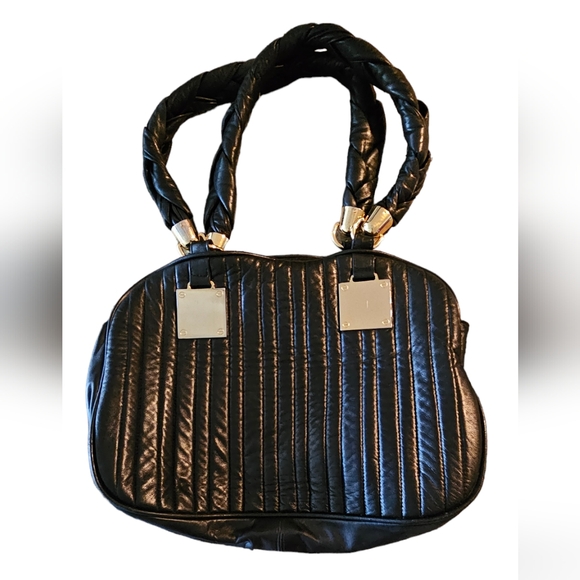 CC Skye Quilted Black Leather Braided Handles Shoulder bag - Picture 2 of 13